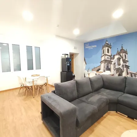 Misericordia Auberge de jeunesse *