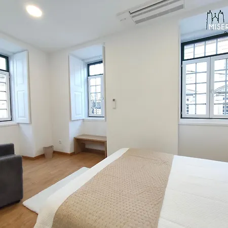 Hostal Misericórdia *